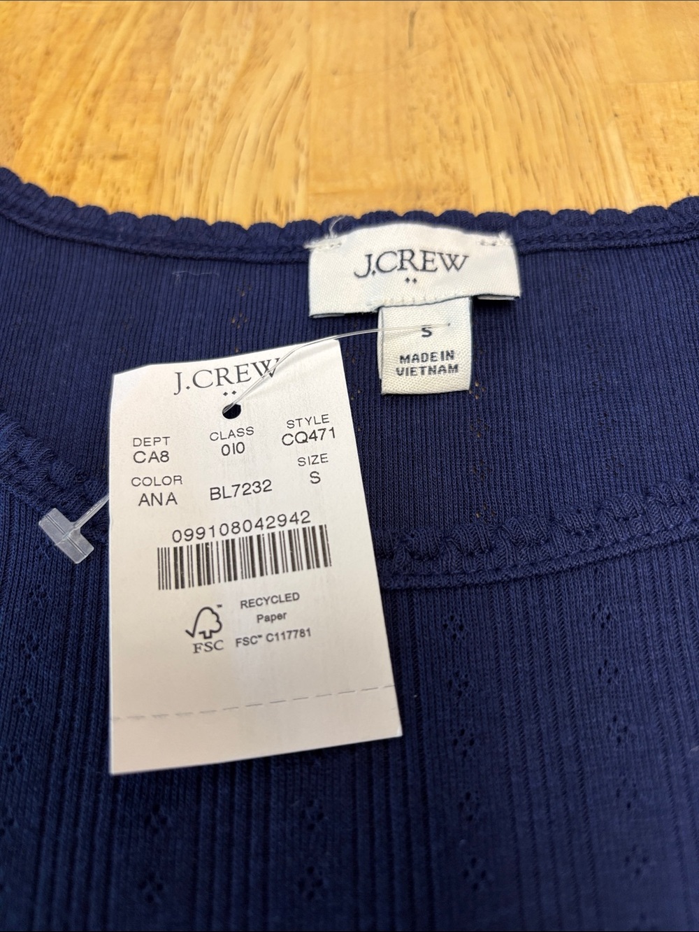 NWT  J.Crew Navy Blue Pointelle Ribbed Shrunken Tee- Scallop Lettuce Edge Trim - Picture 2 of 8